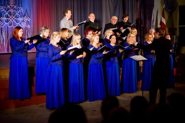 Latvijas Republikas proklamēšanas 101. gadadienas koncerts Jumpravas pamatskolā 2019. gada 16. novembrī